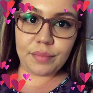 Meet your Posher, Yolanda